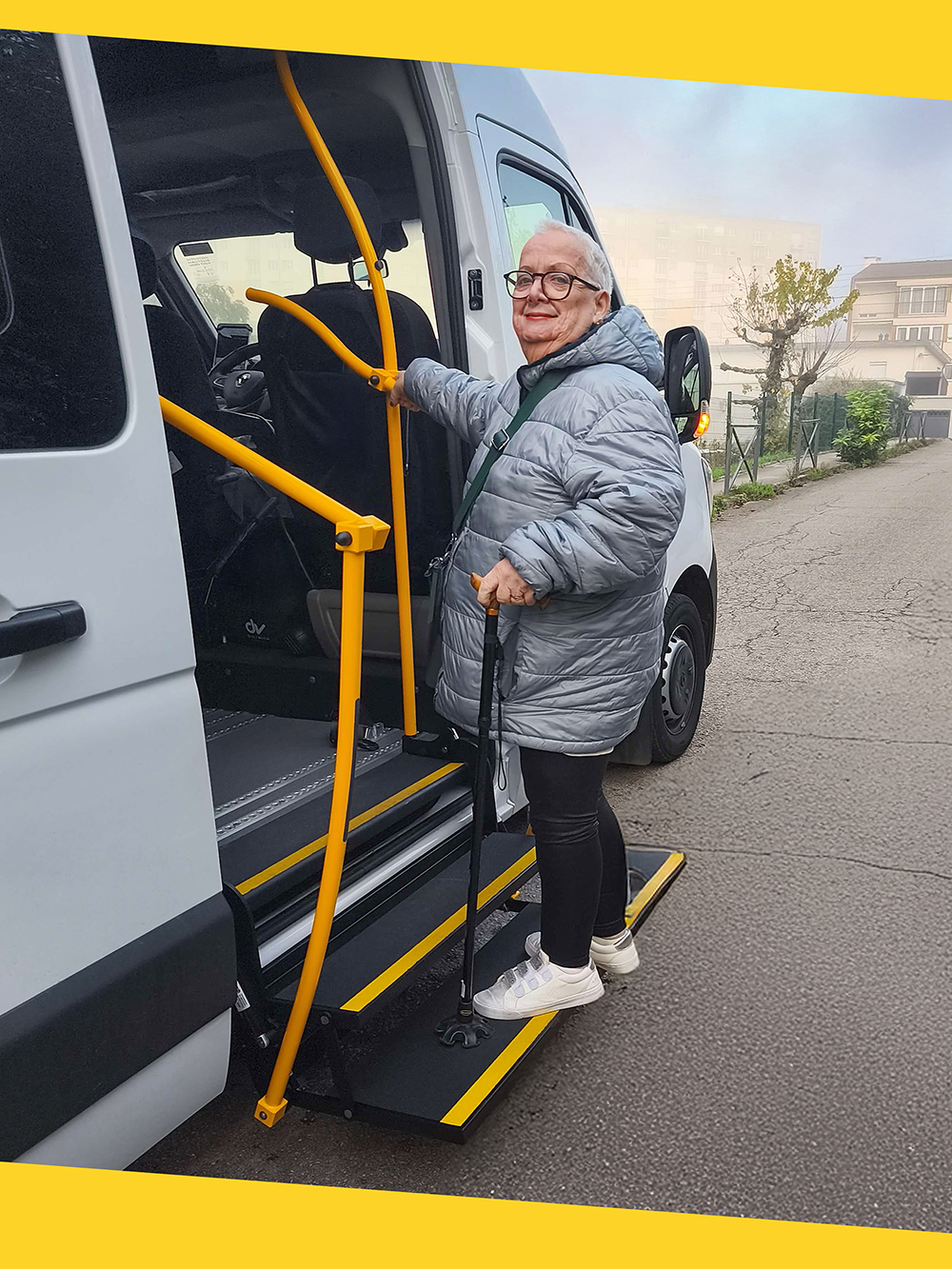 The Stepeezy® step provides reassurance and safety for elderly people and individuals with disabilities.